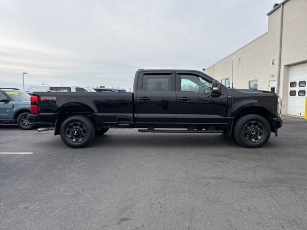 Certified 2023 Ford F-250SD Lariat Truck