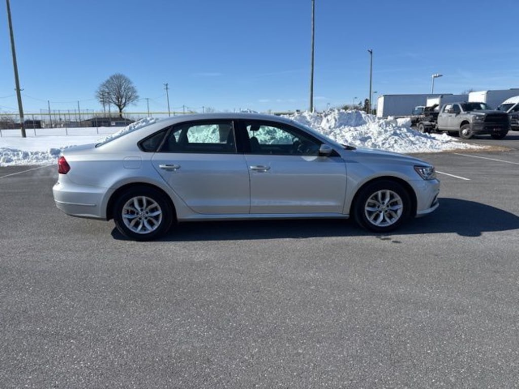 Used 2018 Volkswagen Passat 2.0T S Sedan