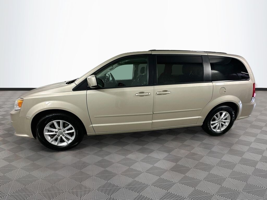 Used 2014 Dodge Grand Caravan SXT Minivan/Van