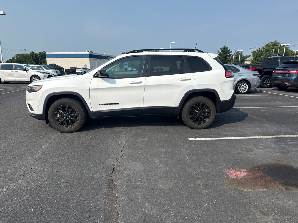 Certified 2023 Jeep Cherokee Altitude SUV