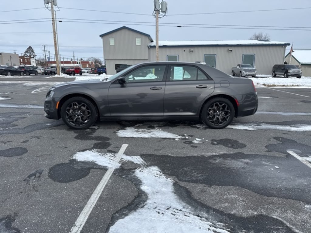 Certified 2022 Chrysler 300 Touring Sedan