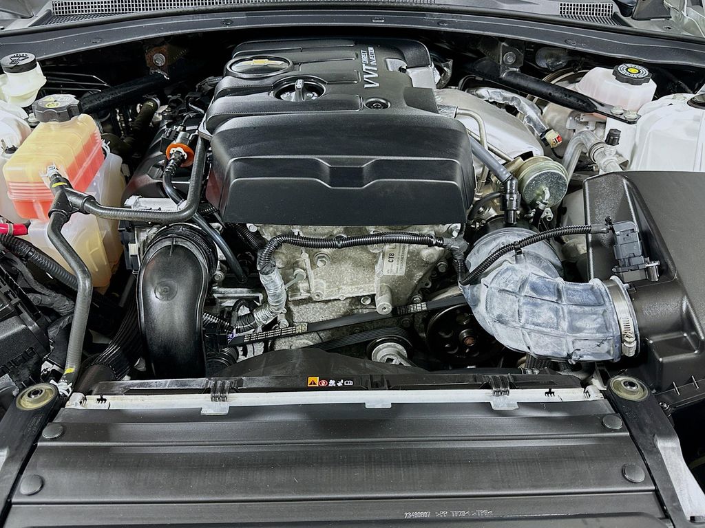 2023 Chevrolet Camaro 1LT - Photo 19