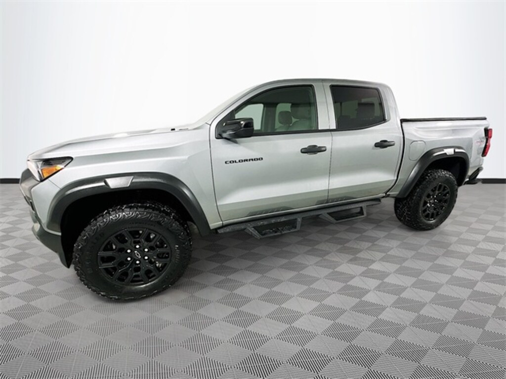 Used 2024 Chevrolet Colorado Trail Boss Truck