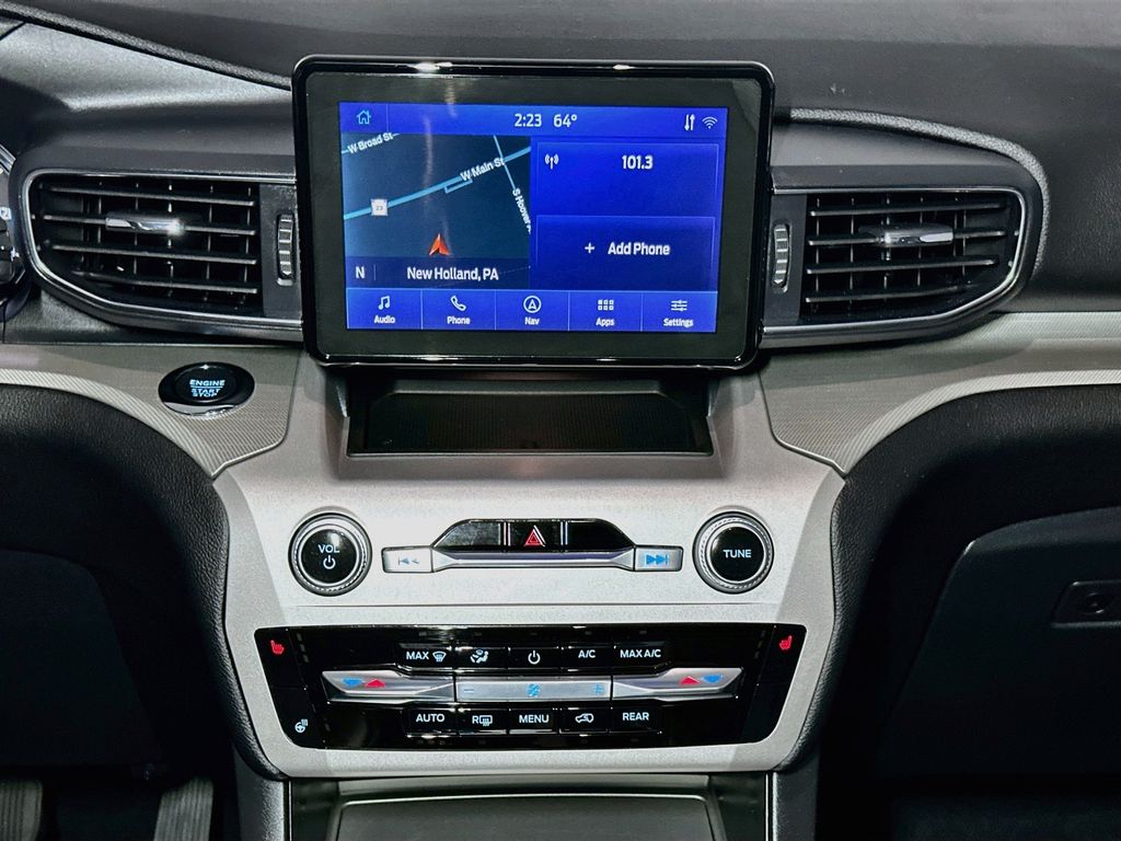 2024 Ford Explorer XLT - Photo 31