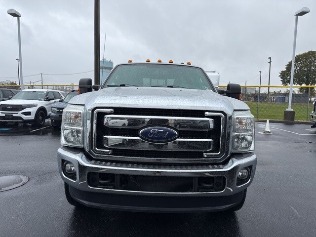 2016 Ford F-350 Lariat photo 4