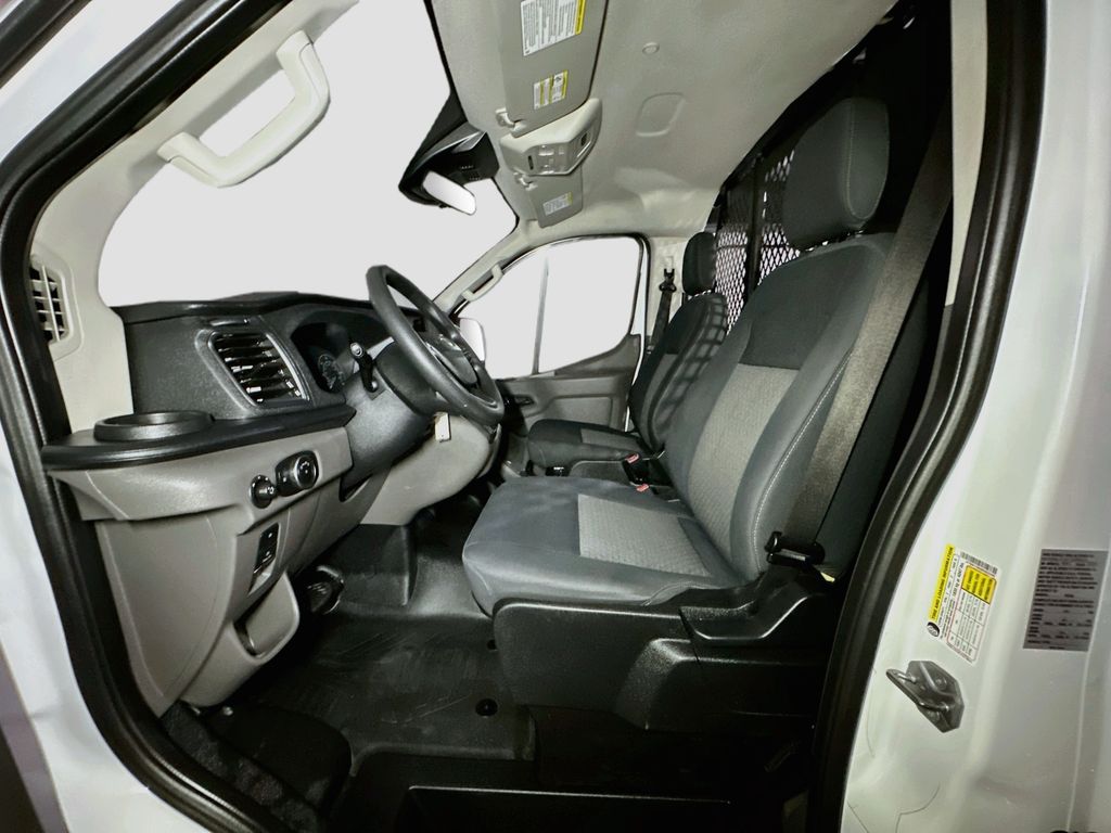 Photo 18