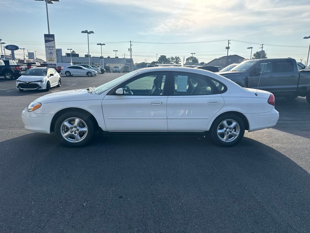 Used 2003 Ford Taurus SES with VIN 1FAFP55U03G276498 for sale in New Holland, PA