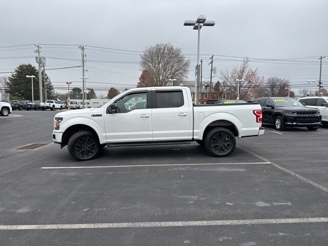 2019 Ford F-150 XLT photo 2