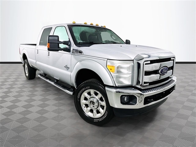 2016 Ford F-350 Super Duty Lariat's photo