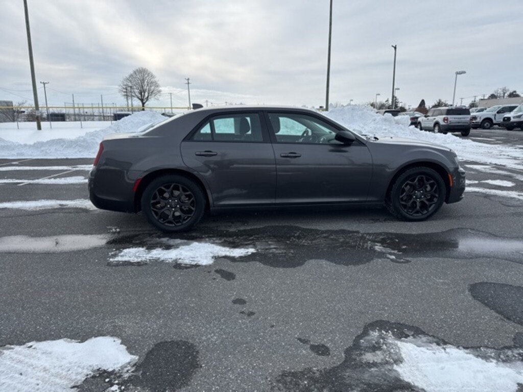 Certified 2022 Chrysler 300 Touring Sedan