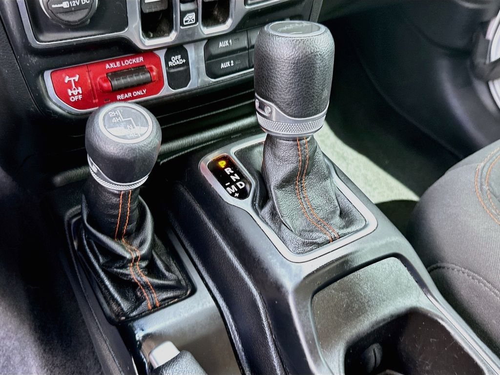 2021 Jeep Gladiator Mojave - Photo 17