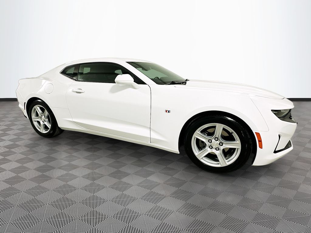 2023 Chevrolet Camaro 1LT - Photo 8
