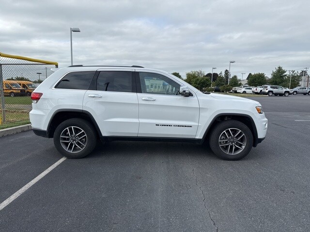2022 Jeep Cherokee Limited photo 3
