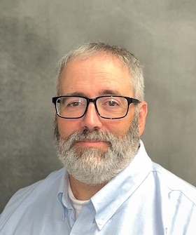 Staff member Mark Steffy from ID_131787cdff81