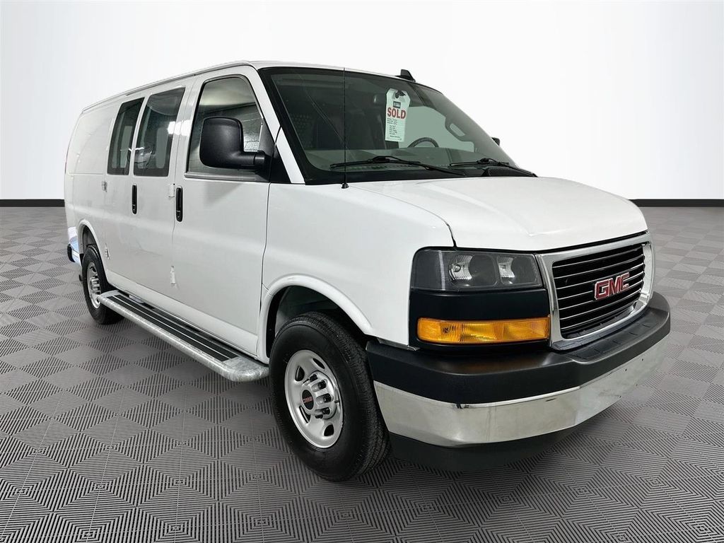 2025 GMC Savana Cargo Van