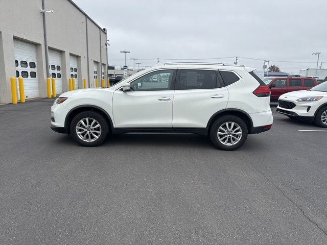 Used 2017 Nissan Rogue SV with VIN JN8AT2MV6HW000790 for sale in New Holland, PA