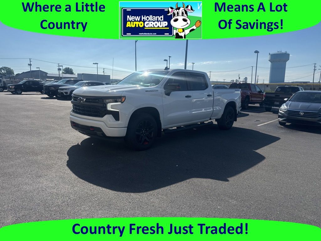2022 Chevrolet Silverado 1500 RST 4X4 Crew Cab Short Box's photo