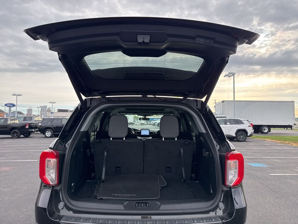 2024 Ford Explorer XLT - Photo 6