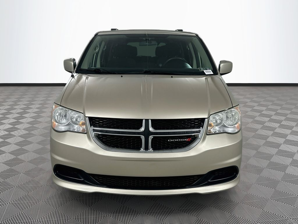 Used 2014 Dodge Grand Caravan SXT with VIN 2C4RDGCG3ER263514 for sale in New Holland, PA