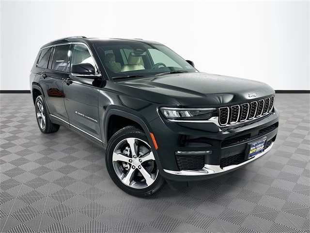 2023 Jeep Grand Cherokee L Limited's photo