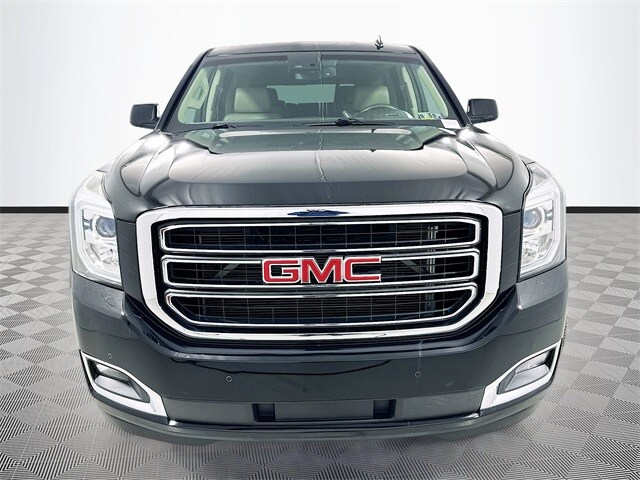 2015 Gmc Yukon SLT photo 2