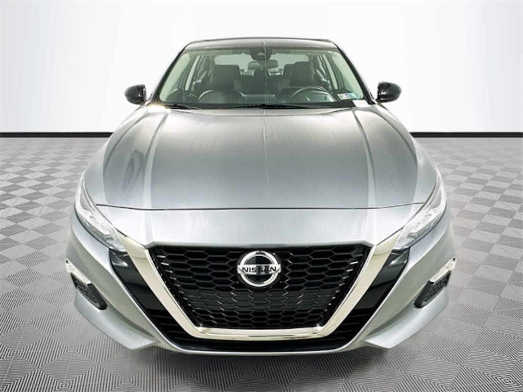 Used 2022 Nissan Altima 2.5 SR Sedan