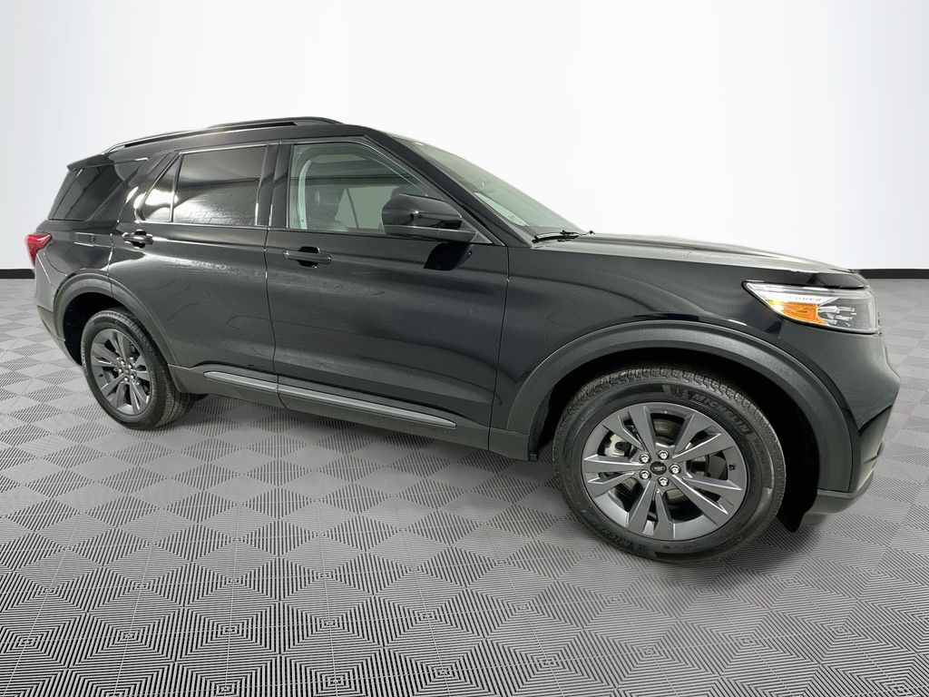 2024 Ford Explorer XLT - Photo 16