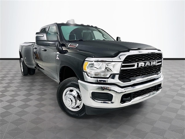 2024 RAM Ram 3500 Pickup Tradesman's photo