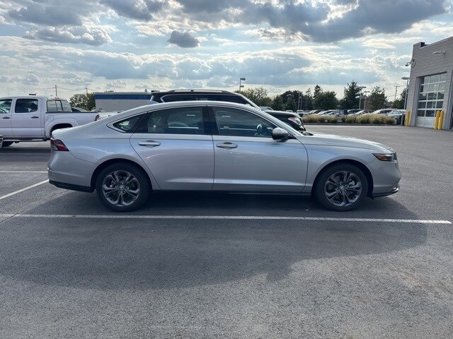 2024 Honda Accord Hybrid EX-L photo 4