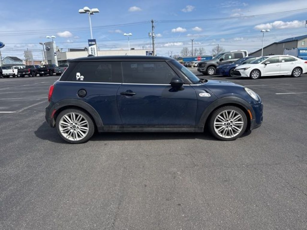 Used 2016 MINI Cooper S Base Hatchback