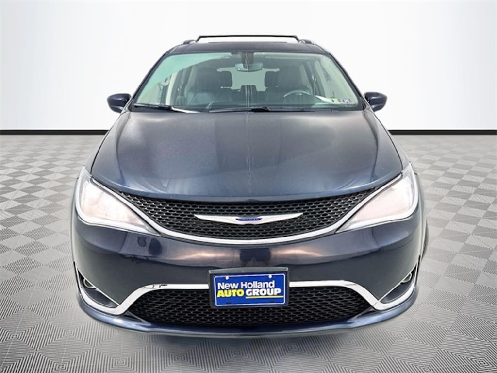 Certified 2019 Chrysler Pacifica Touring L Minivan/Van