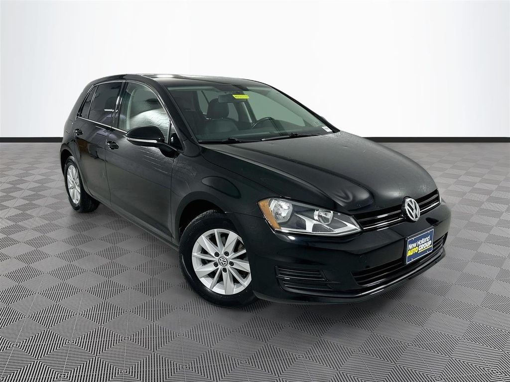 Used 2015 Volkswagen Golf TSI S 4-Door Hatchback