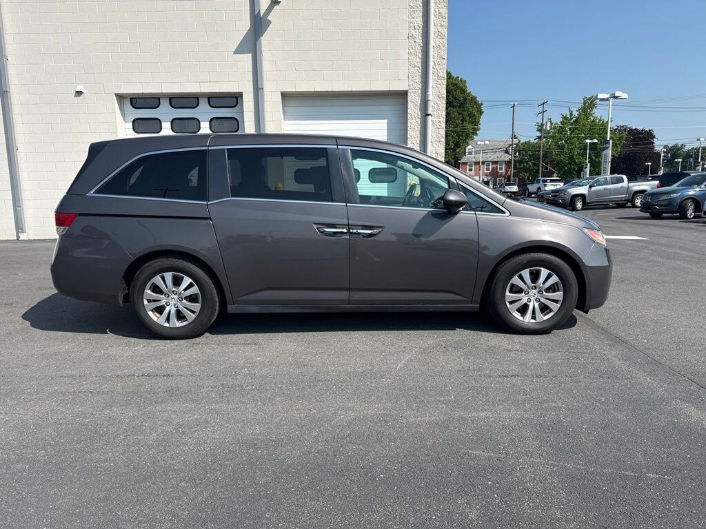 Used 2016 Honda Odyssey EX-L Minivan/Van