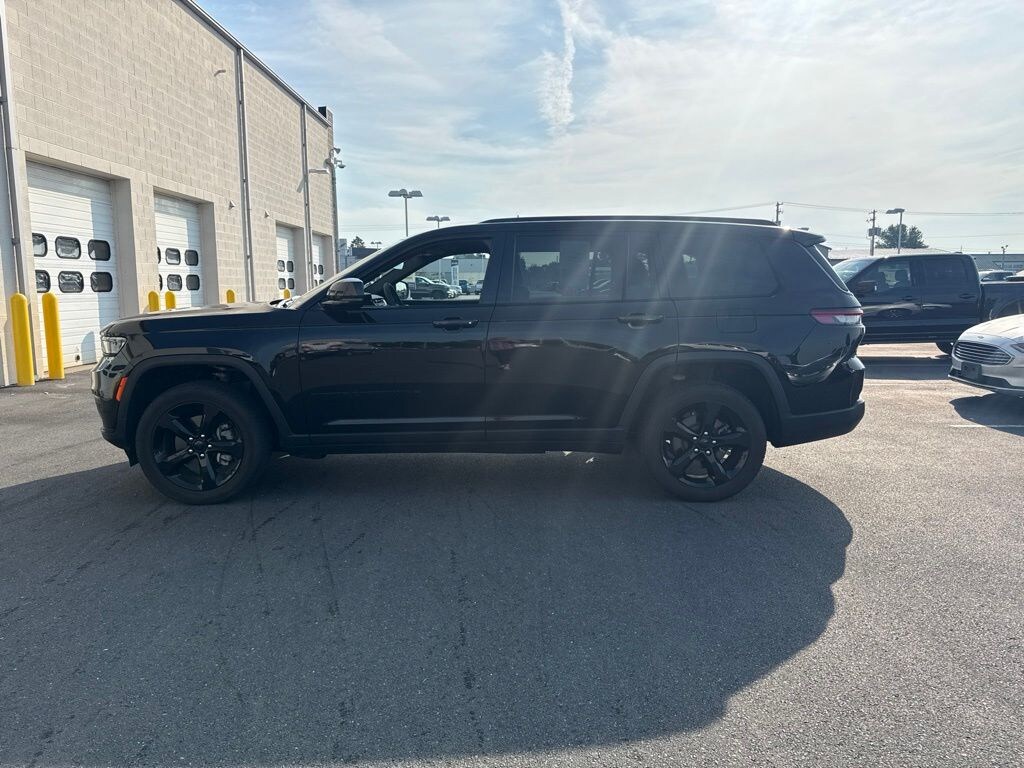 Certified 2025 Jeep Grand Cherokee L Altitude X SUV