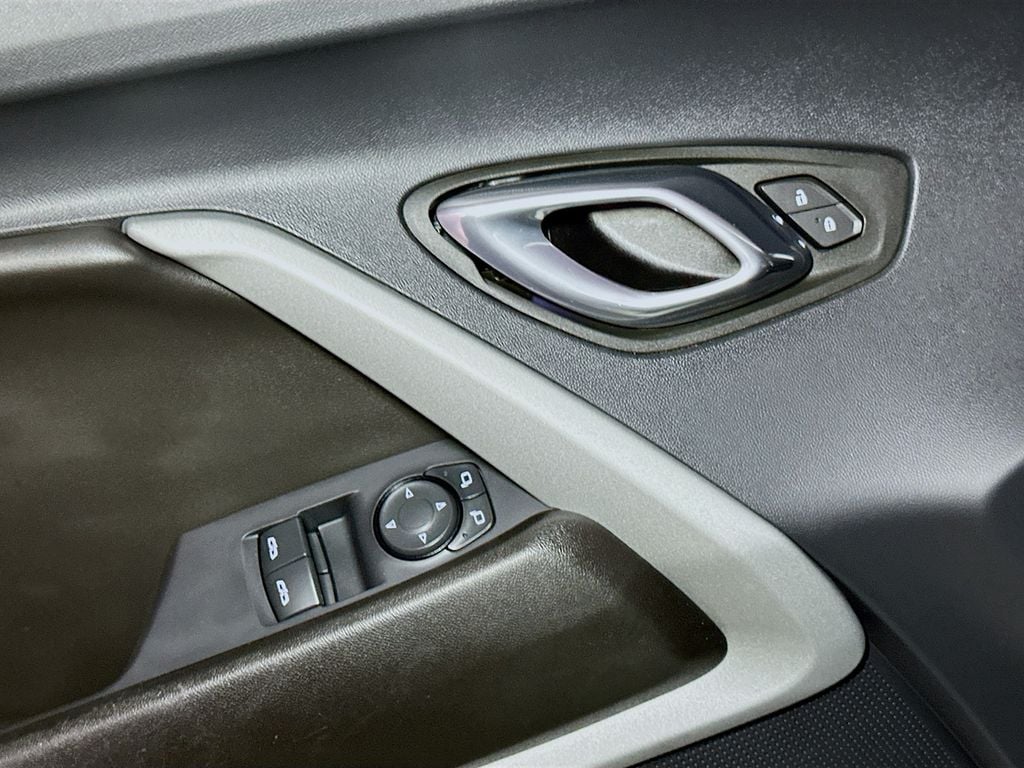 2023 Chevrolet Camaro 1LT - Photo 15