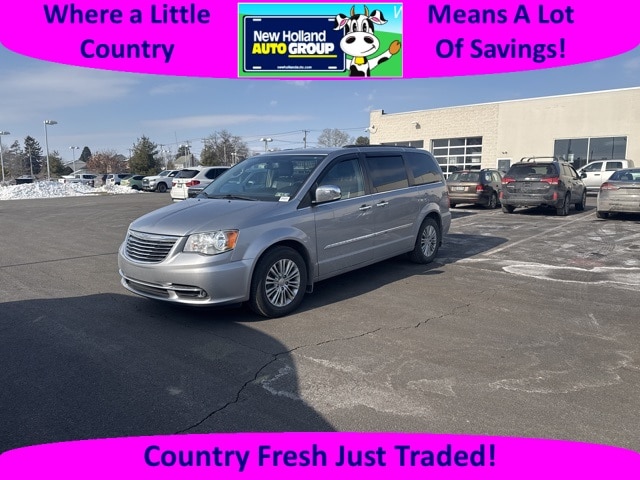 2015 Chrysler Town & Country Touring-L