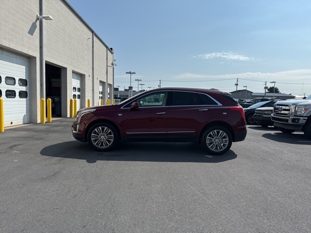 Certified 2017 Cadillac XT5 Premium Luxury with VIN 1GYKNCRS7HZ106608 for sale in New Holland, PA