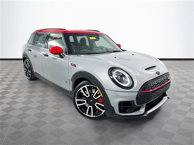 2022 MINI Clubman John Cooper Works's photo