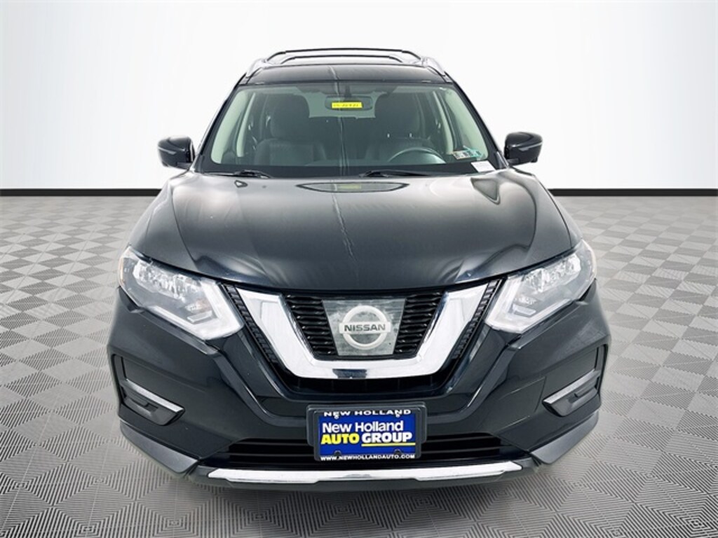 Used 2017 Nissan Rogue SV SUV
