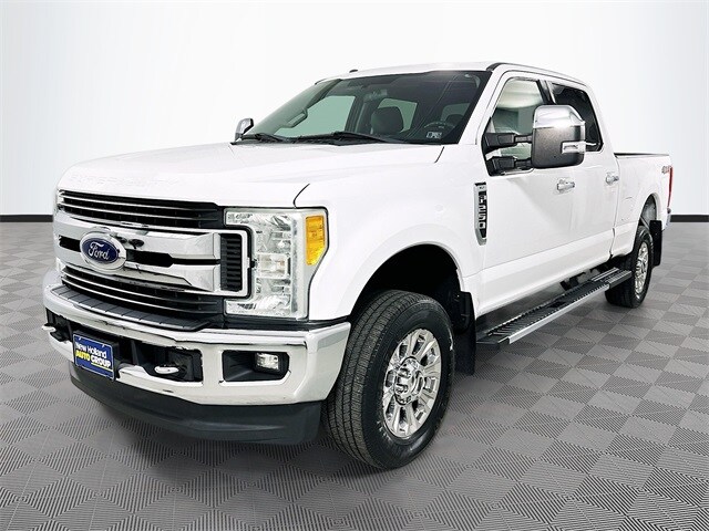 2017 Ford F-250 XLT photo 3