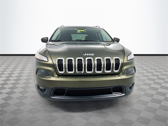 Used 2016 Jeep Cherokee Latitude with VIN 1C4PJMCB6GW140433 for sale in New Holland, PA