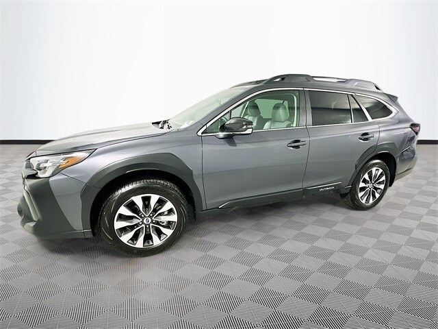 2025 Subaru Outback Limited photo 3