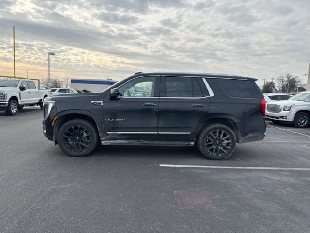 Used 2025 GMC Yukon Elevation SUV