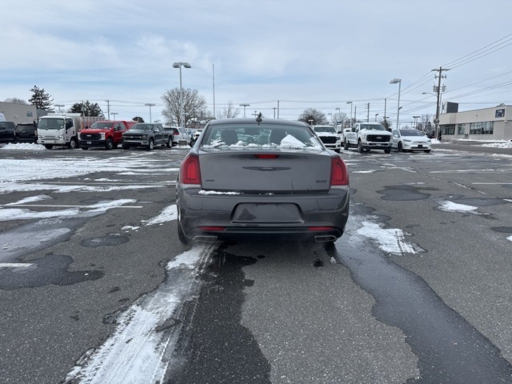 Certified 2022 Chrysler 300 Touring Sedan
