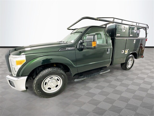 2013 Ford F-350 XL photo 4