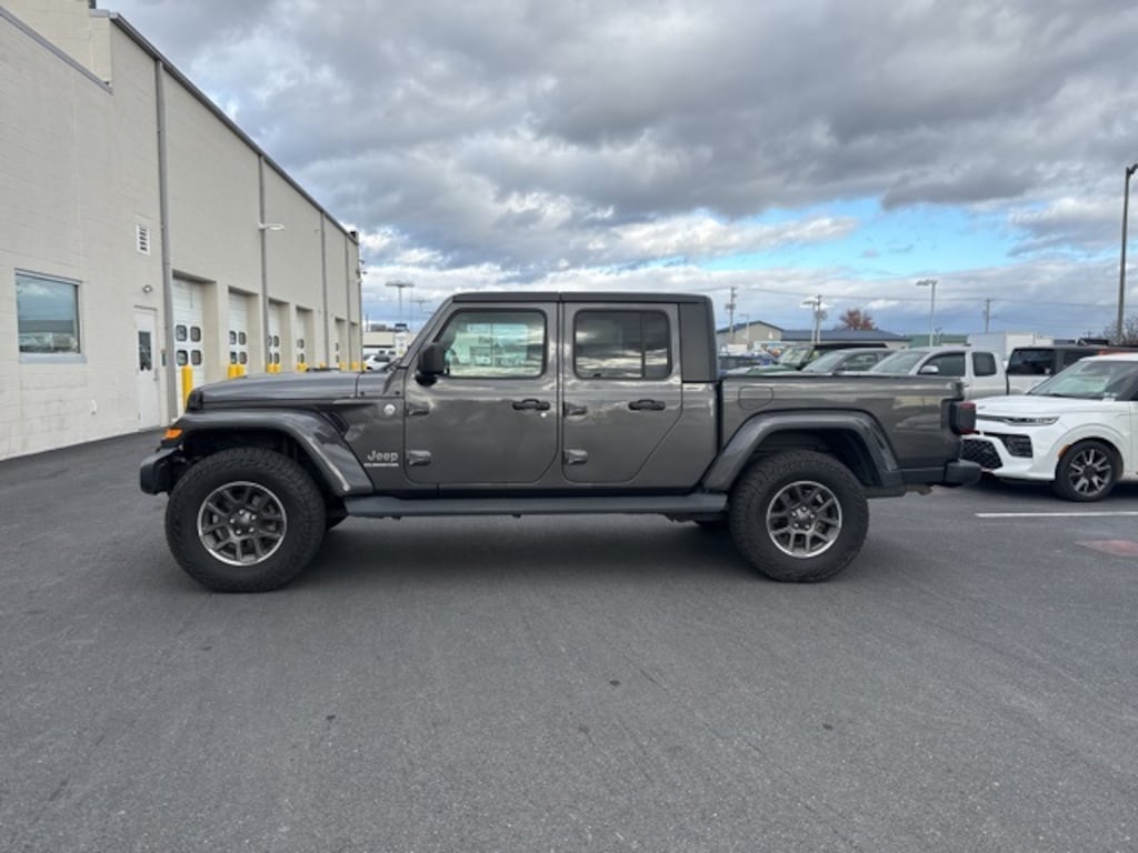 Certified 2020 Jeep Gladiator Overland Truck