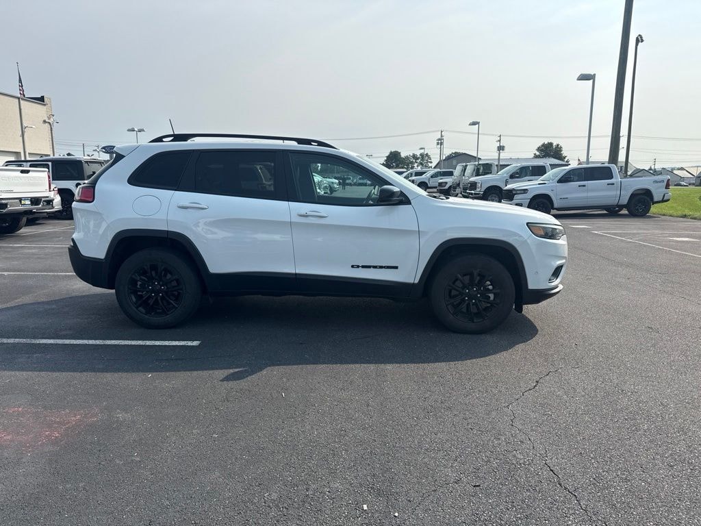 Certified 2023 Jeep Cherokee Altitude SUV