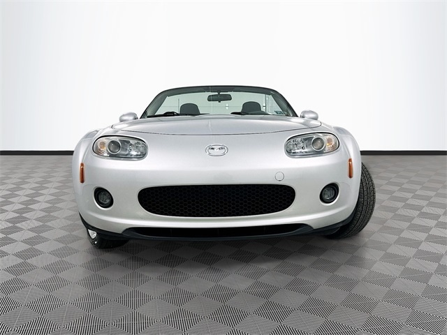 Used 2007 Mazda MX-5 Miata Touring with VIN JM1NC25F470138110 for sale in New Holland, PA