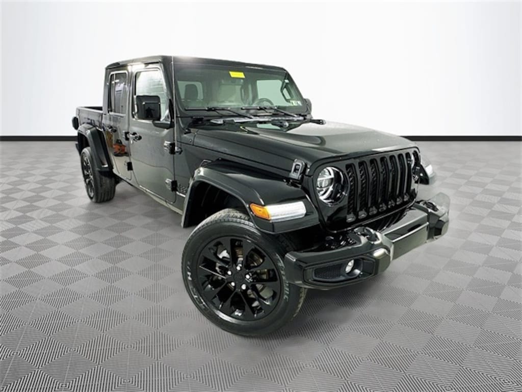 Certified 2022 Jeep Gladiator Overland Truck Crew Cab