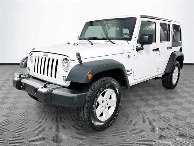 2017 Jeep Wrangler Unlimited Sport photo 3